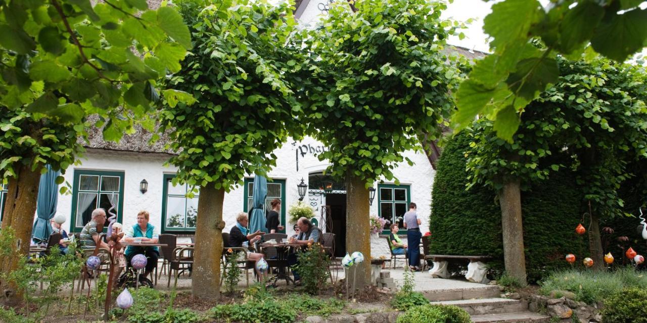 Hotel, Restaurant, Cafe Pharisaeerhof - Nordseeurlaub Mit Hund Nordstrand Esterno foto