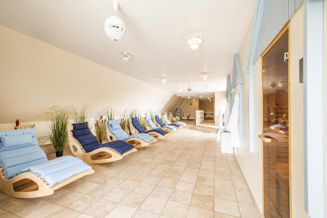 Hotel, Restaurant, Cafe Pharisaeerhof - Nordseeurlaub Mit Hund Nordstrand Esterno foto